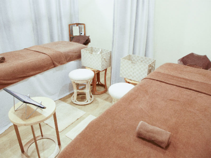 ホテルブリーズベイマリーナ内1F店